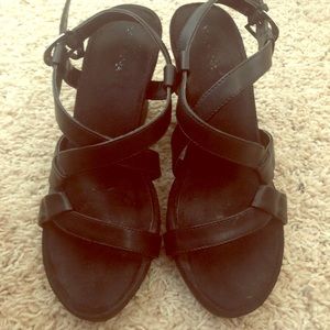 Merona Black Wedges